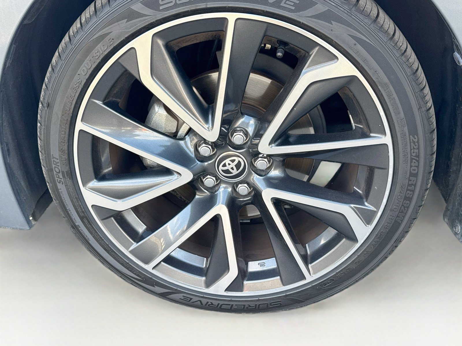 Used 2022 Toyota Corolla SE FWD image 18