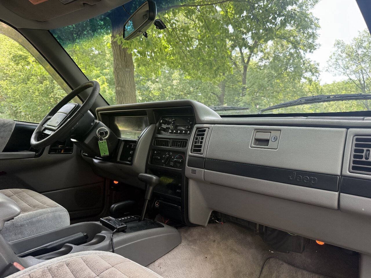 Used 1995 Jeep Grand Cherokee Laredo AWD/4WD image 42