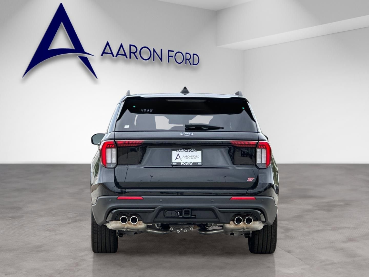 New 2025 Ford Explorer ST-Line w/ Premium Package RWD image 5