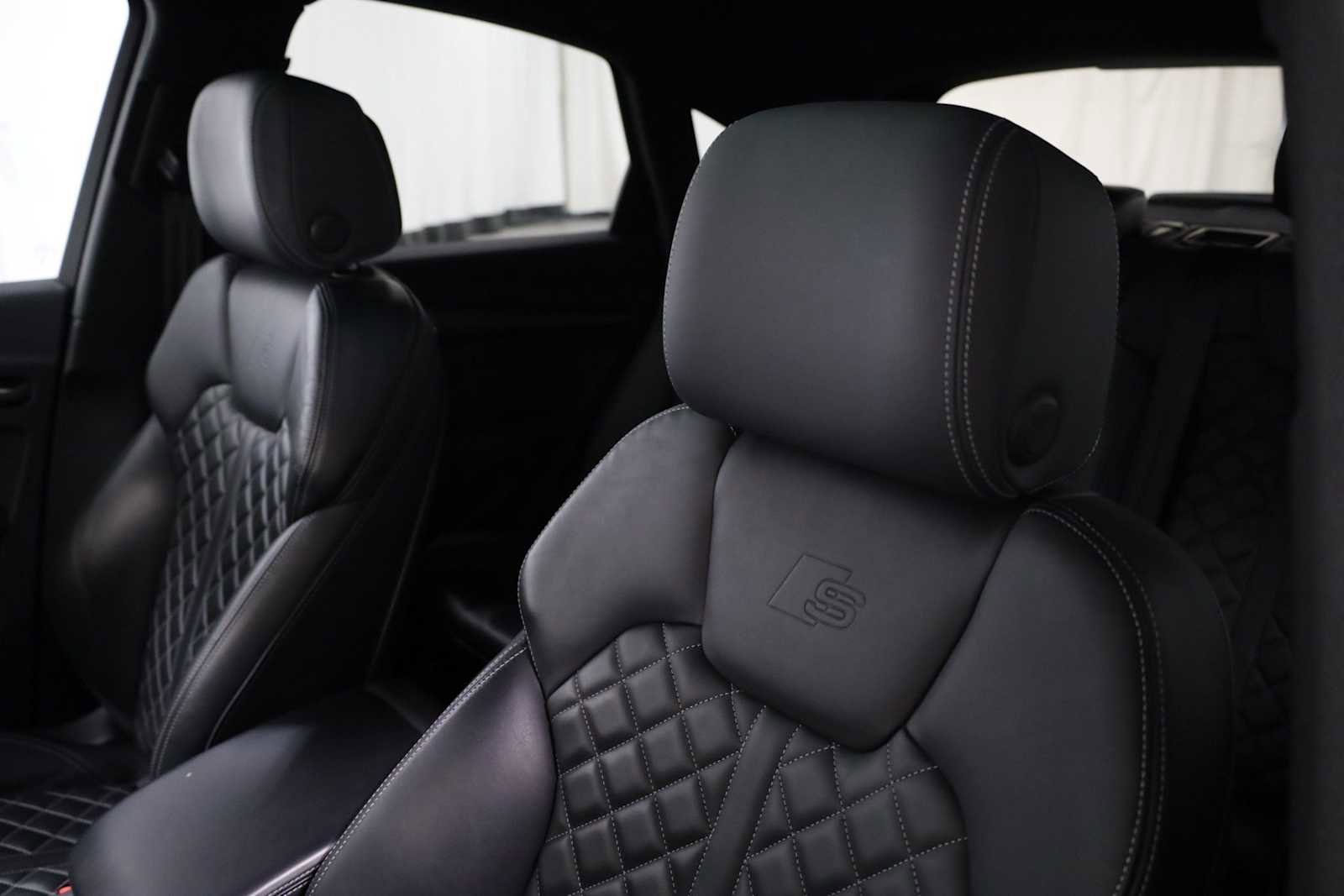 Used 2023 Audi SQ5 Premium Plus w/ Premium Plus Package image 18