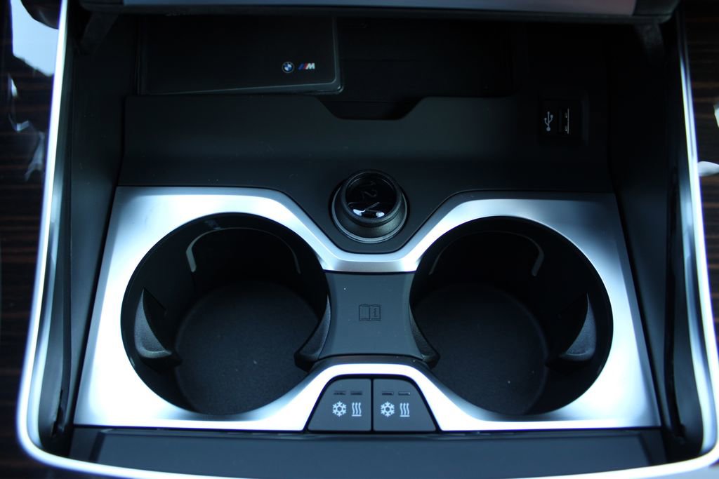 New 2026 BMW X7 M60i image 51