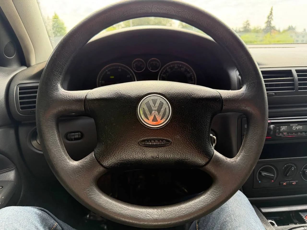 Used 2005 Volkswagen Passat GL FWD image 73