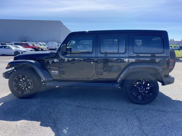 Used 2021 Jeep Wrangler Unlimited Sahara w/ Cold Weather Group image 8