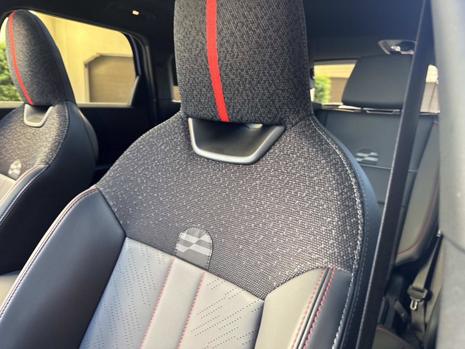 Used 2025 MINI Cooper Countryman John Cooper Works w/ Comfort Package Max image 21