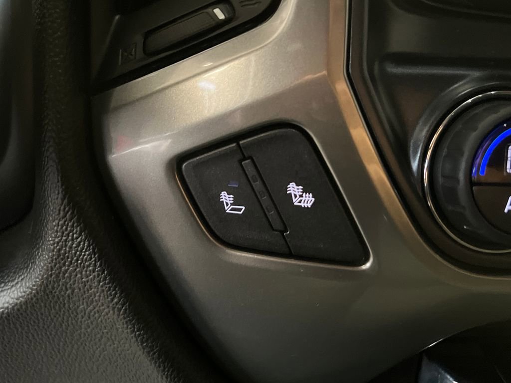 Used 2018 Chevrolet Silverado 1500 LT w/ All Star Edition AWD/4WD image 32