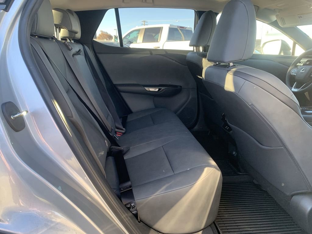 Used 2025 Lexus RZ 300e image 25