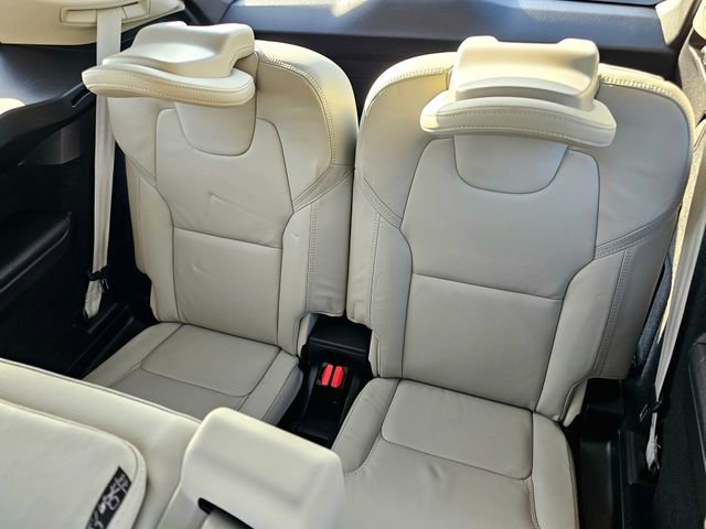 Used 2023 Volvo XC90 B6 Ultimate w/ Protection Package image 25