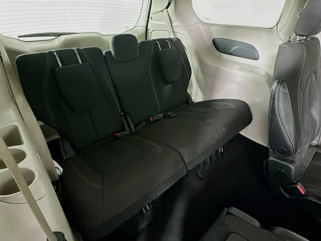 Certified 2023 Chrysler Voyager LX FWD image 36