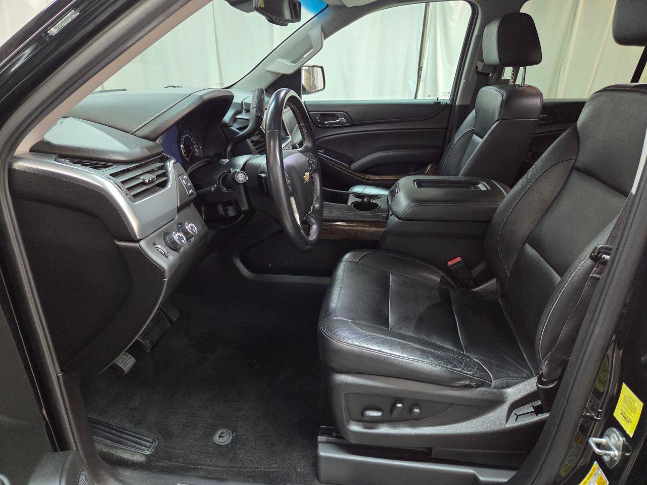 Used 2017 Chevrolet Tahoe LT AWD/4WD image 17
