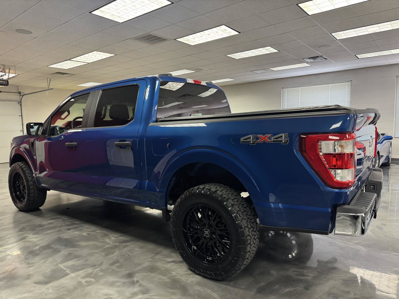 Used 2022 Ford F150 XL w/ Equipment Group 101A High AWD/4WD image 13