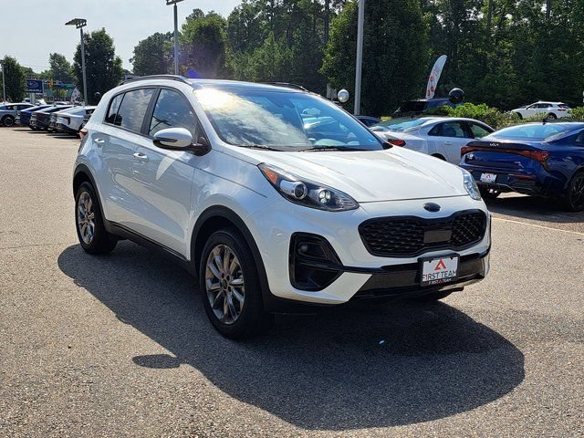 Used 2022 Kia Sportage Nightfall Edition w/ Nighfall AWD Premium Package image 4