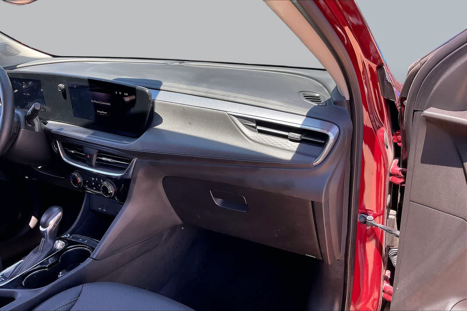 Used 2024 Buick Encore GX Sport Touring w/ Comfort Package FWD image 18