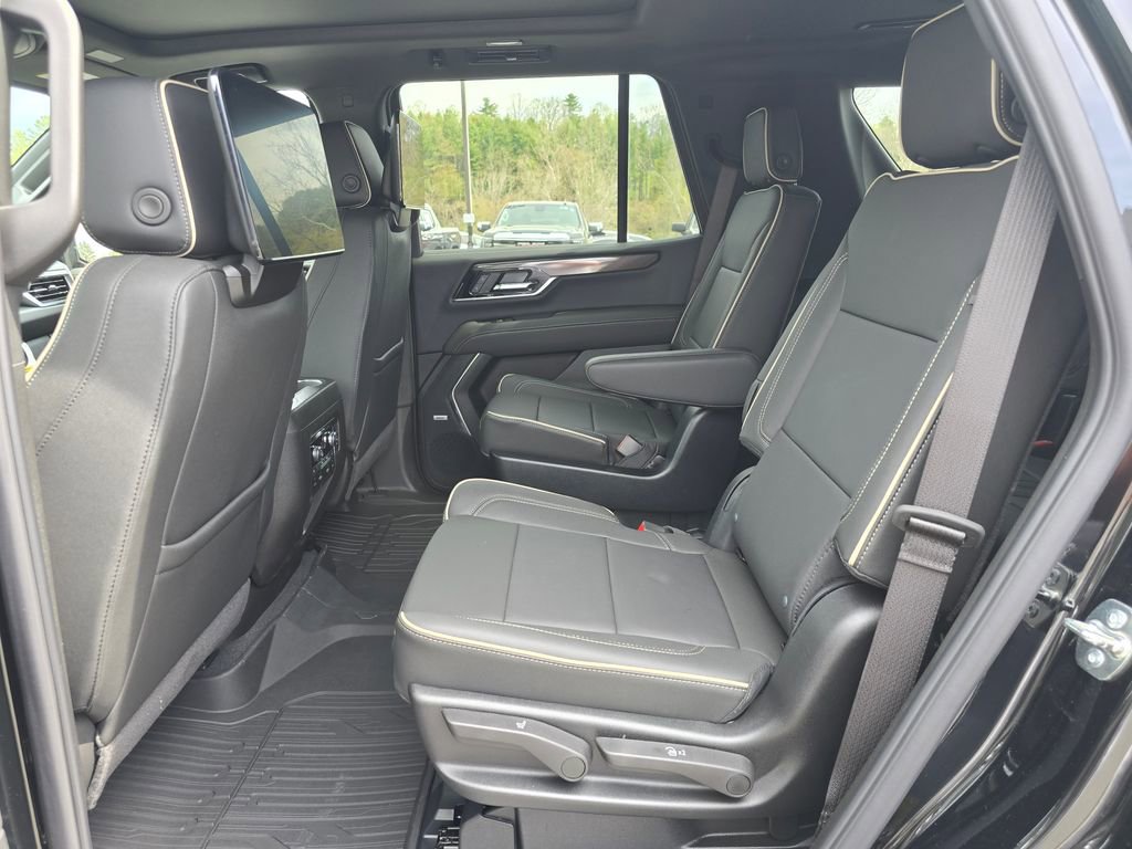 New 2026 GMC Yukon Elevation w/ Elevation Premium Package AWD/4WD image 10