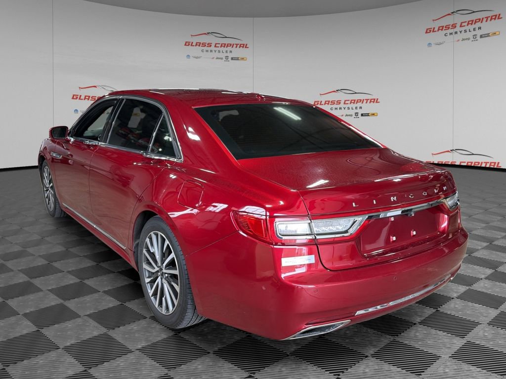 Used 2017 Lincoln Continental Select w/ Climate Package AWD/4WD image 5