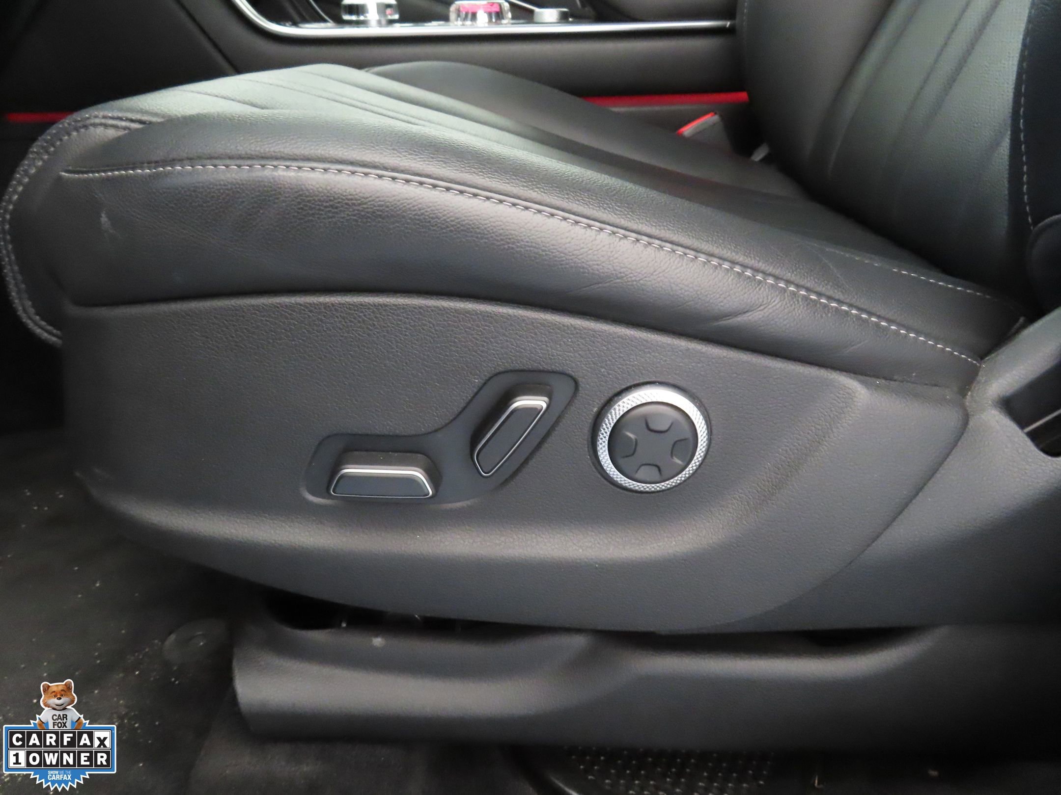 Used 2025 Genesis GV80 2.5T Standard AWD/4WD image 21