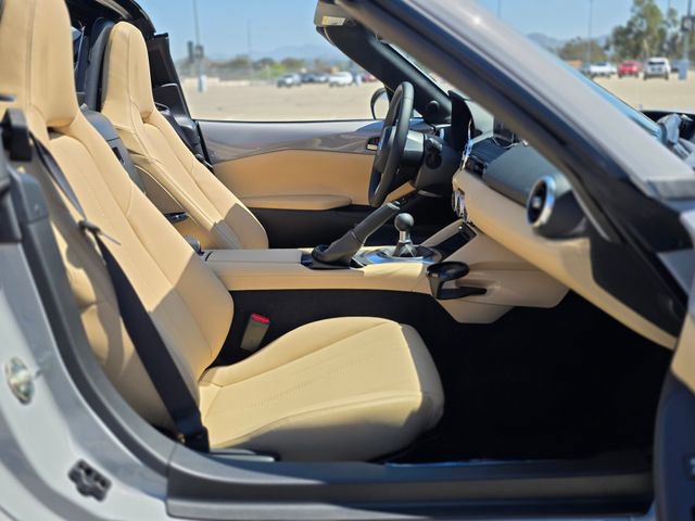 New 2026 MAZDA MX-5 Miata RF Grand Touring w/ Weather Package image 10