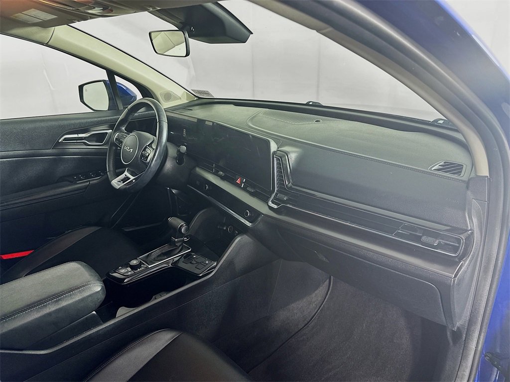 Used 2023 Kia Sportage EX image 32
