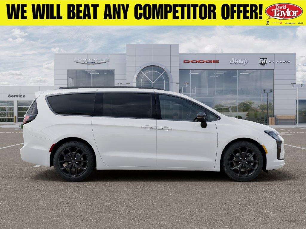 New 2027 Chrysler Pacifica Limited AWD/4WD image 22