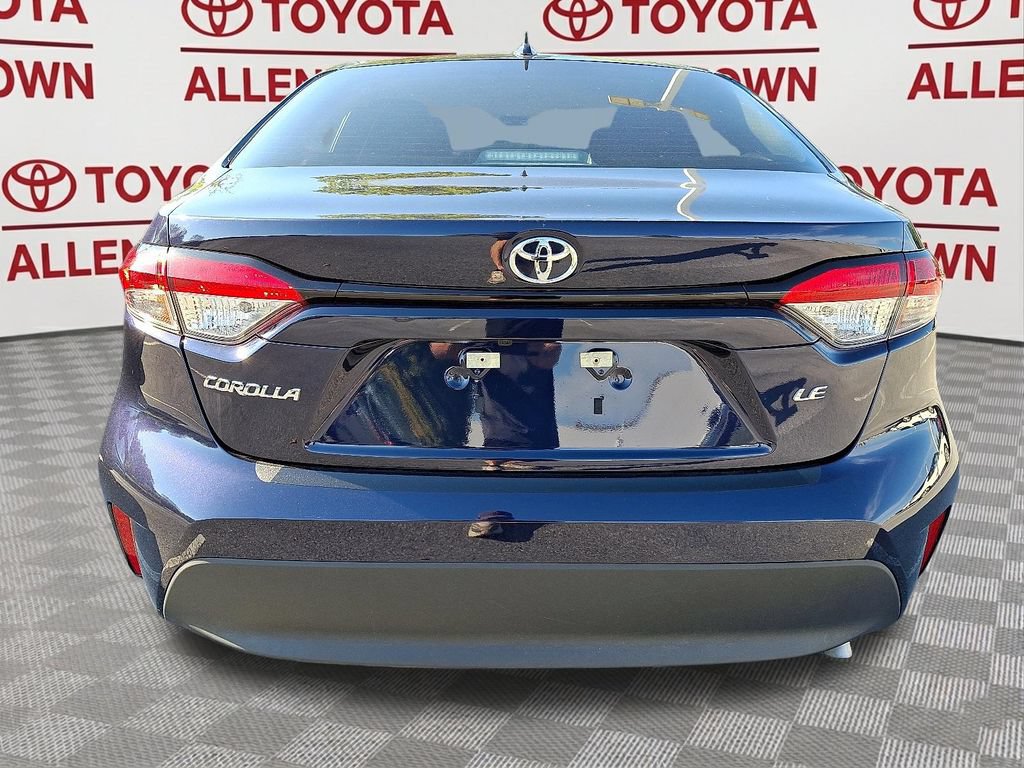 Used 2026 Toyota Corolla LE FWD image 5