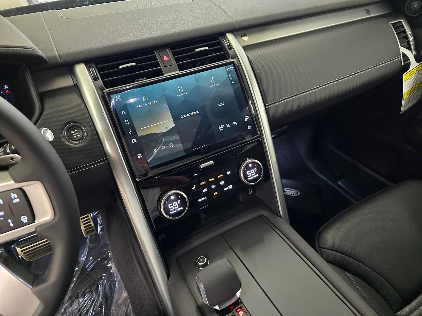 New 2026 Land Rover Discovery Limited Edition AWD/4WD image 30