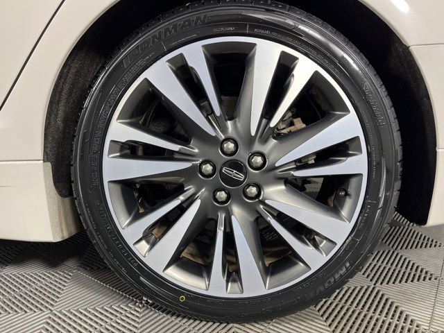 Used 2020 Lincoln MKZ Reserve w/ Elements Package image 13