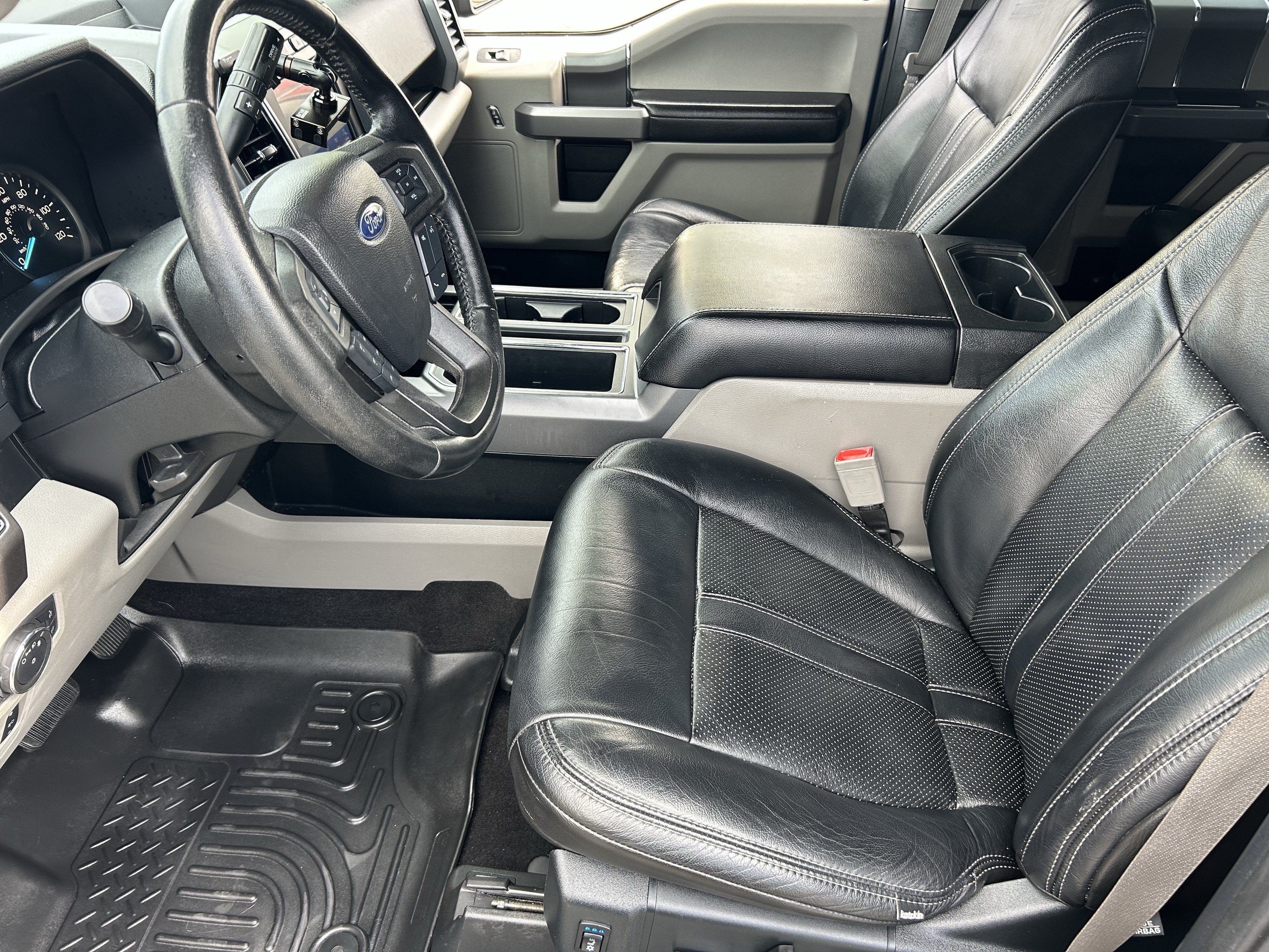 Used 2020 Ford F150 XLT w/ Equipment Group 302A Luxury RWD image 17