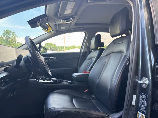 Used 2023 Kia Sportage EX w/ EX Premium Package image 17