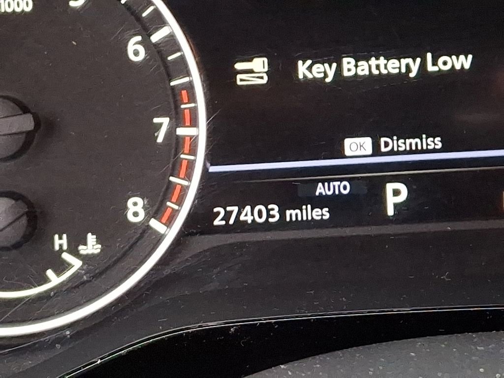 Used 2023 Nissan Pathfinder SL w/ Black Appearance Package image 22