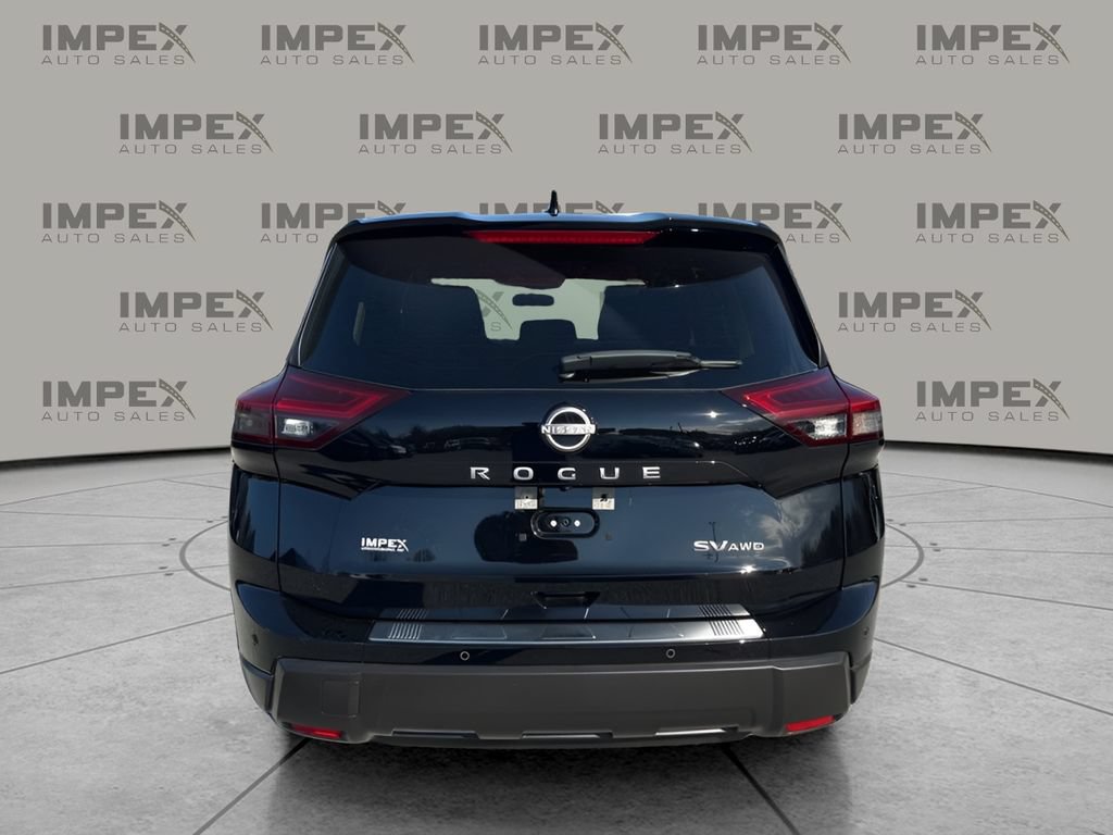 Used 2024 Nissan Rogue SV AWD/4WD image 4
