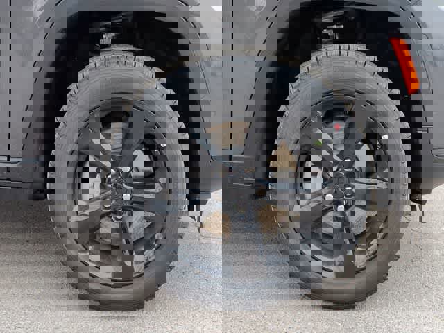 New 2025 Jeep Grand Cherokee L Limited w/ Luxury Tech Group II AWD/4WD image 14