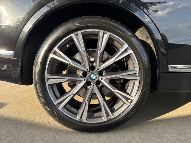 Used 2021 BMW X7 xDrive40i w/ Luxury Seating Package AWD/4WD image 30