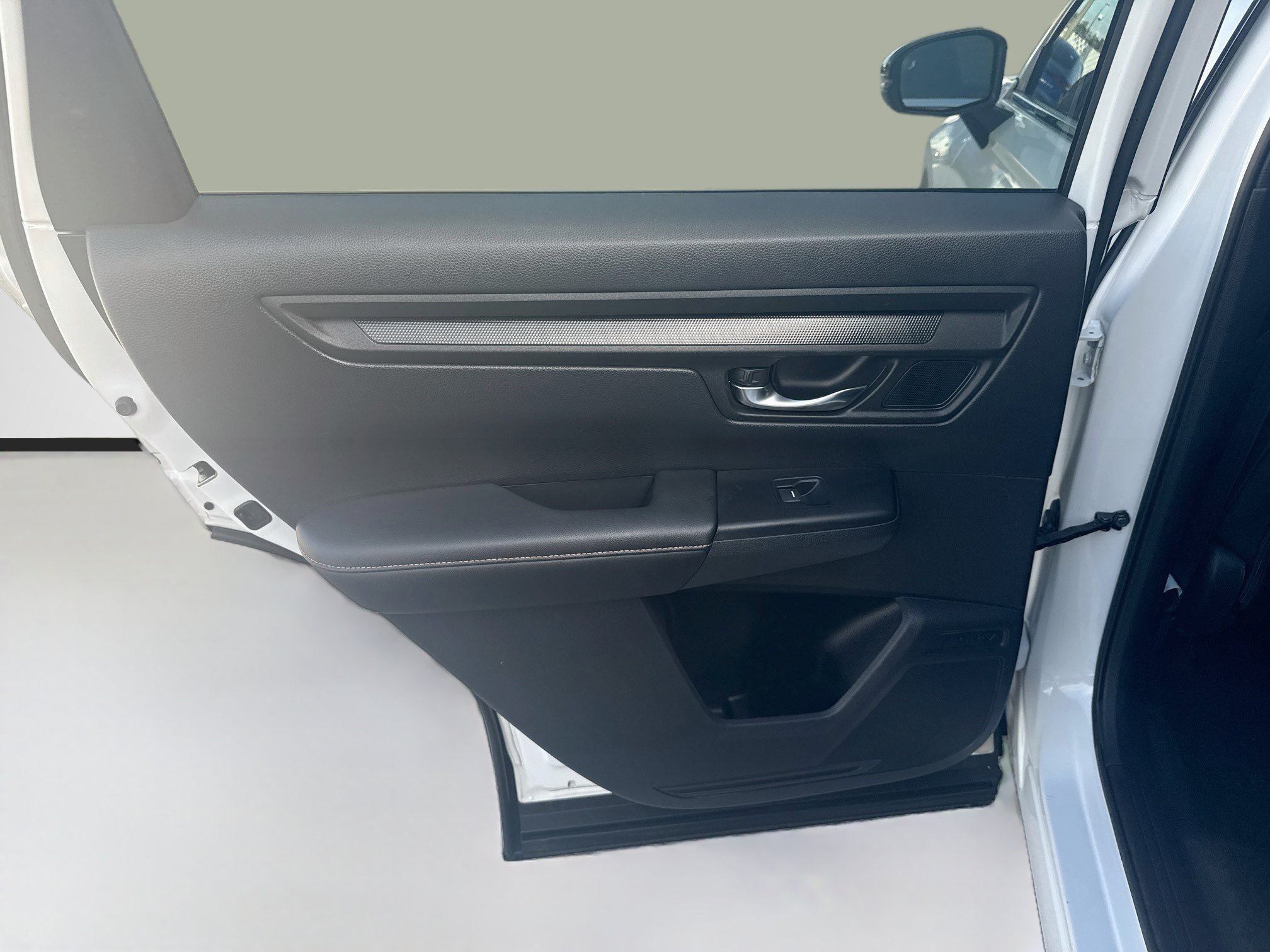 Used 2025 Honda CR-V Sport-L image 25