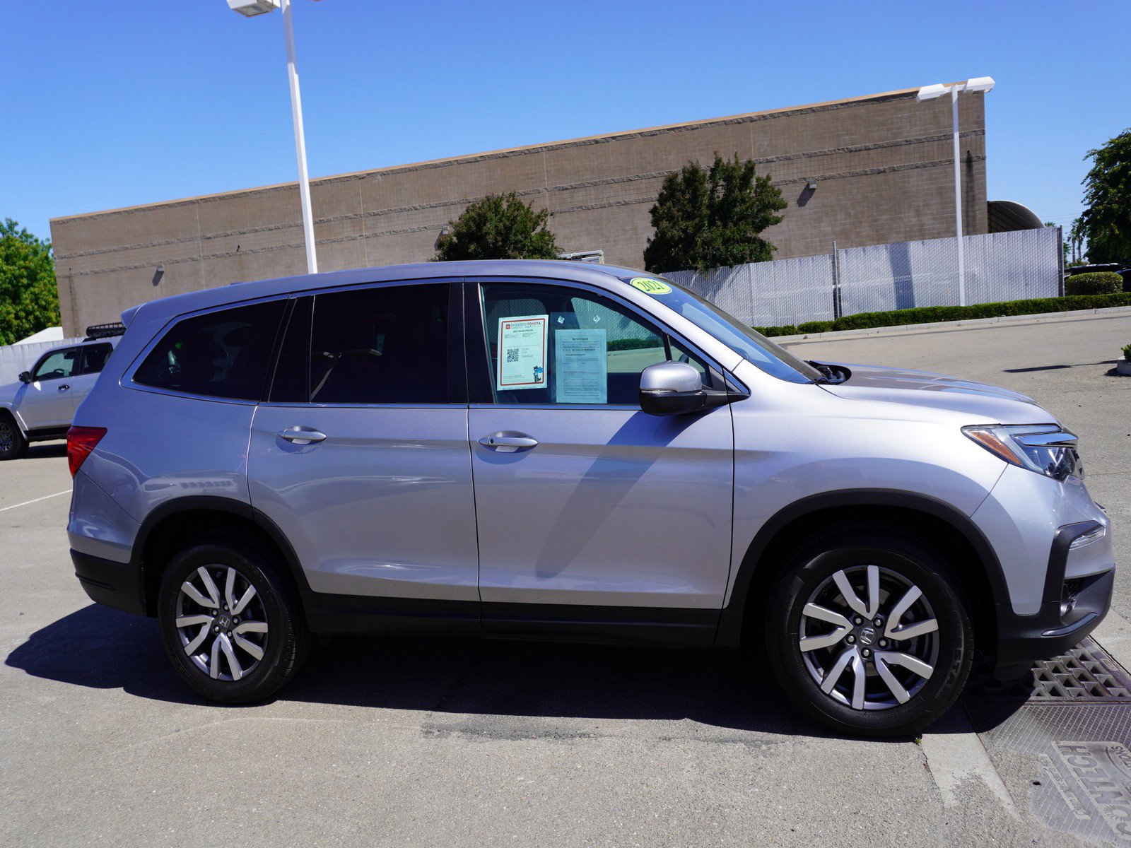Used 2021 Honda Pilot EX image 4