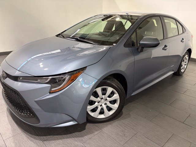 Used 2021 Toyota Corolla LE FWD image 1