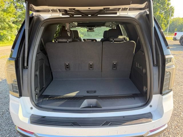 New 2026 Chevrolet Tahoe LT w/ Comfort Package AWD/4WD image 9