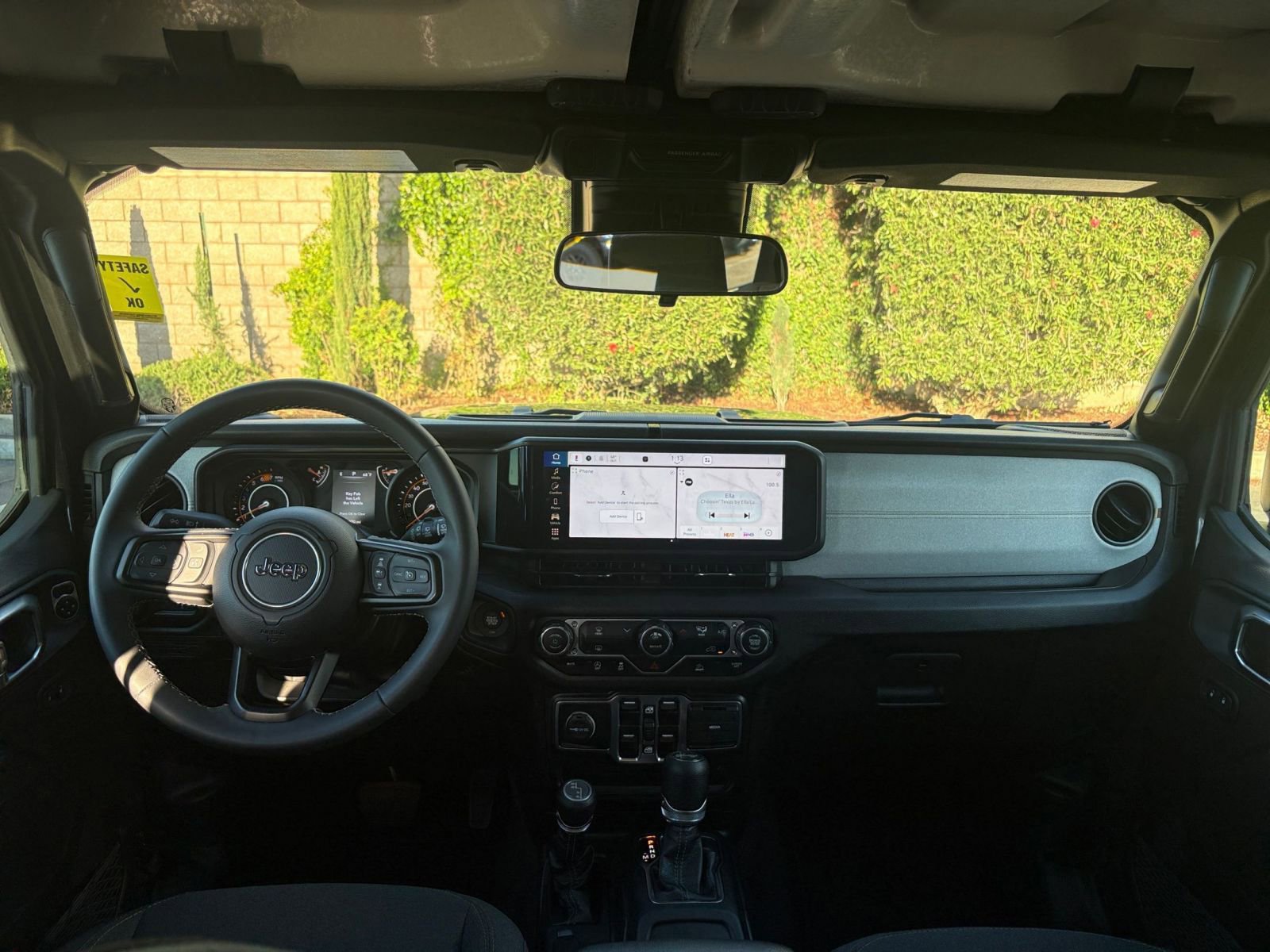 Used 2025 Jeep Wrangler Sport S AWD/4WD image 32