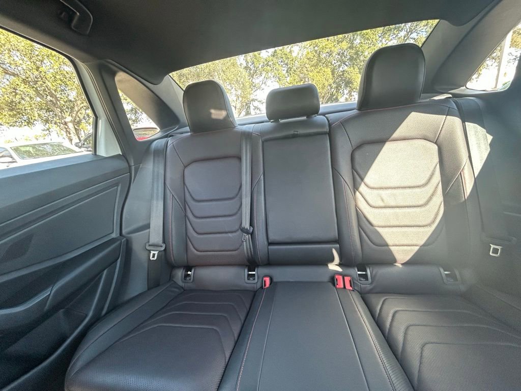 Used 2023 Volkswagen Jetta GLI Autobahn w/ GLI Black Package image 13