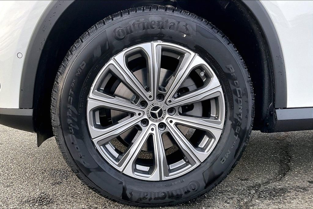 Used 2026 Mercedes-Benz GLC 300 4MATIC image 11
