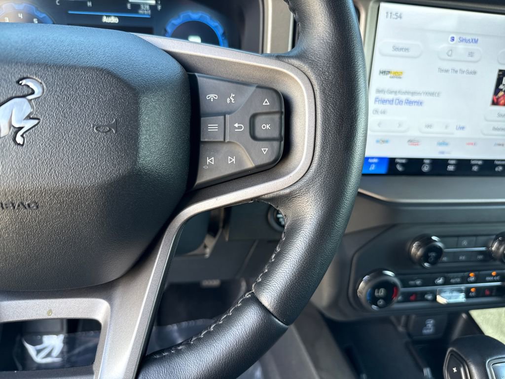 Used 2025 Ford Bronco Outer Banks image 16