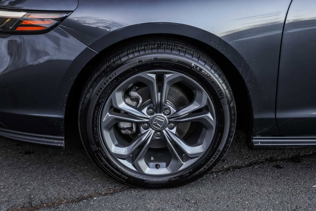 Used 2024 Honda Accord EX image 12
