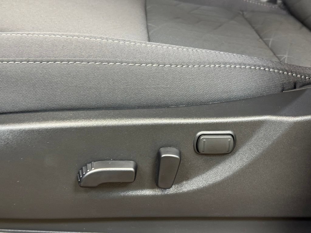 New 2026 Nissan Frontier SV AWD/4WD image 12