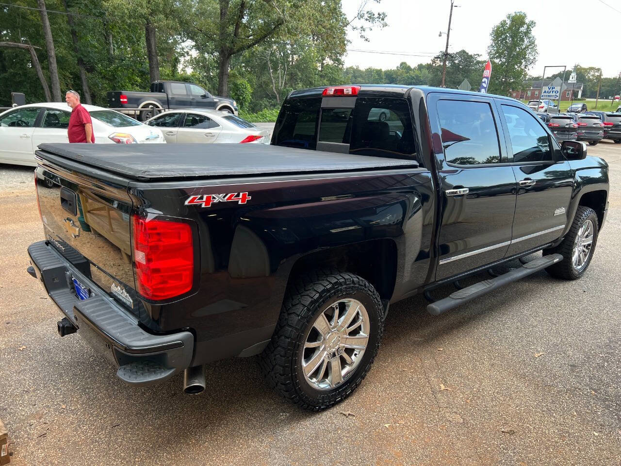 Used 2014 Chevrolet Silverado 1500 High Country w/ High Country Premium Package image 4