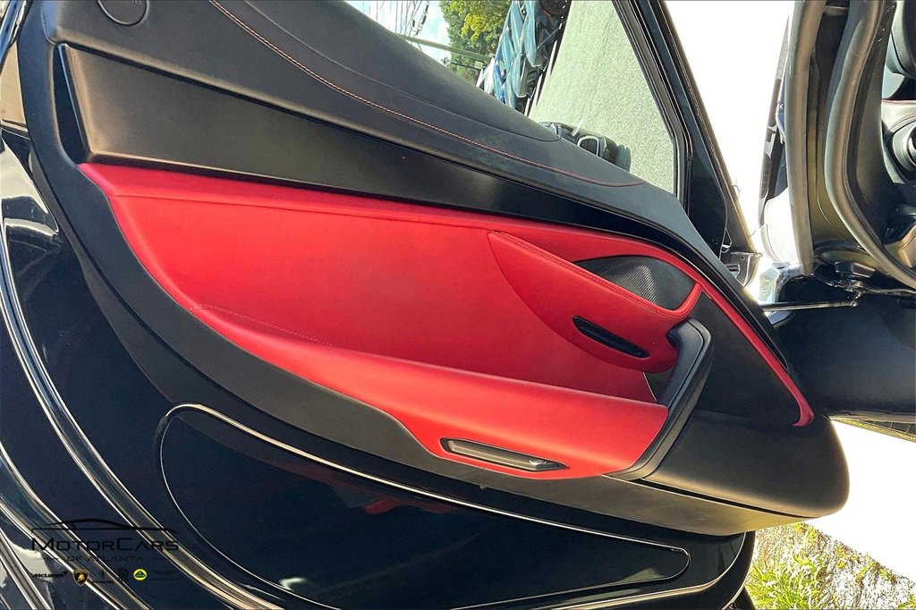 Used 2018 McLaren 720S Performance image 19