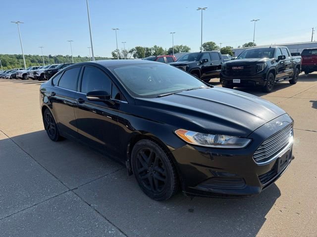 Used 2013 Ford Fusion SE FWD image 1
