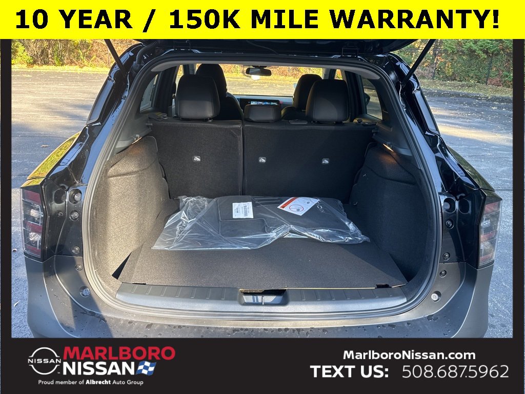 New 2026 Nissan Kicks SR w/ SR Premium Package image 15