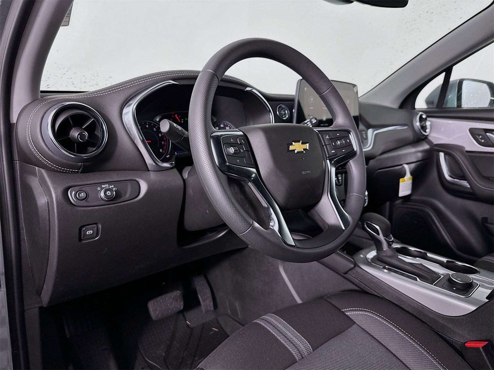 New 2025 Chevrolet Blazer LT w/ LPO, Floor Liner Package image 9