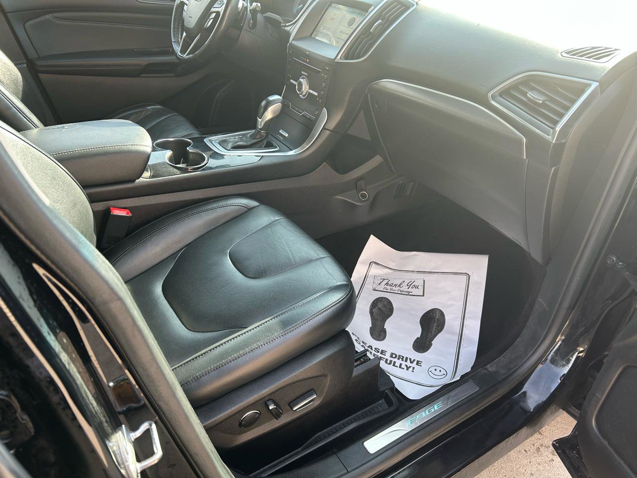 Used 2017 Ford Edge Titanium image 12