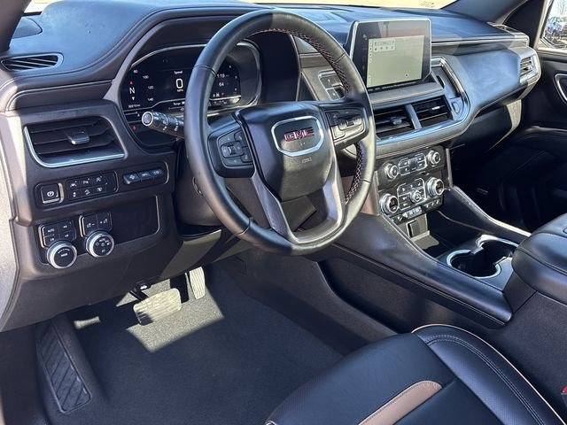 Used 2024 GMC Yukon XL AT4 w/ Technology Package image 25