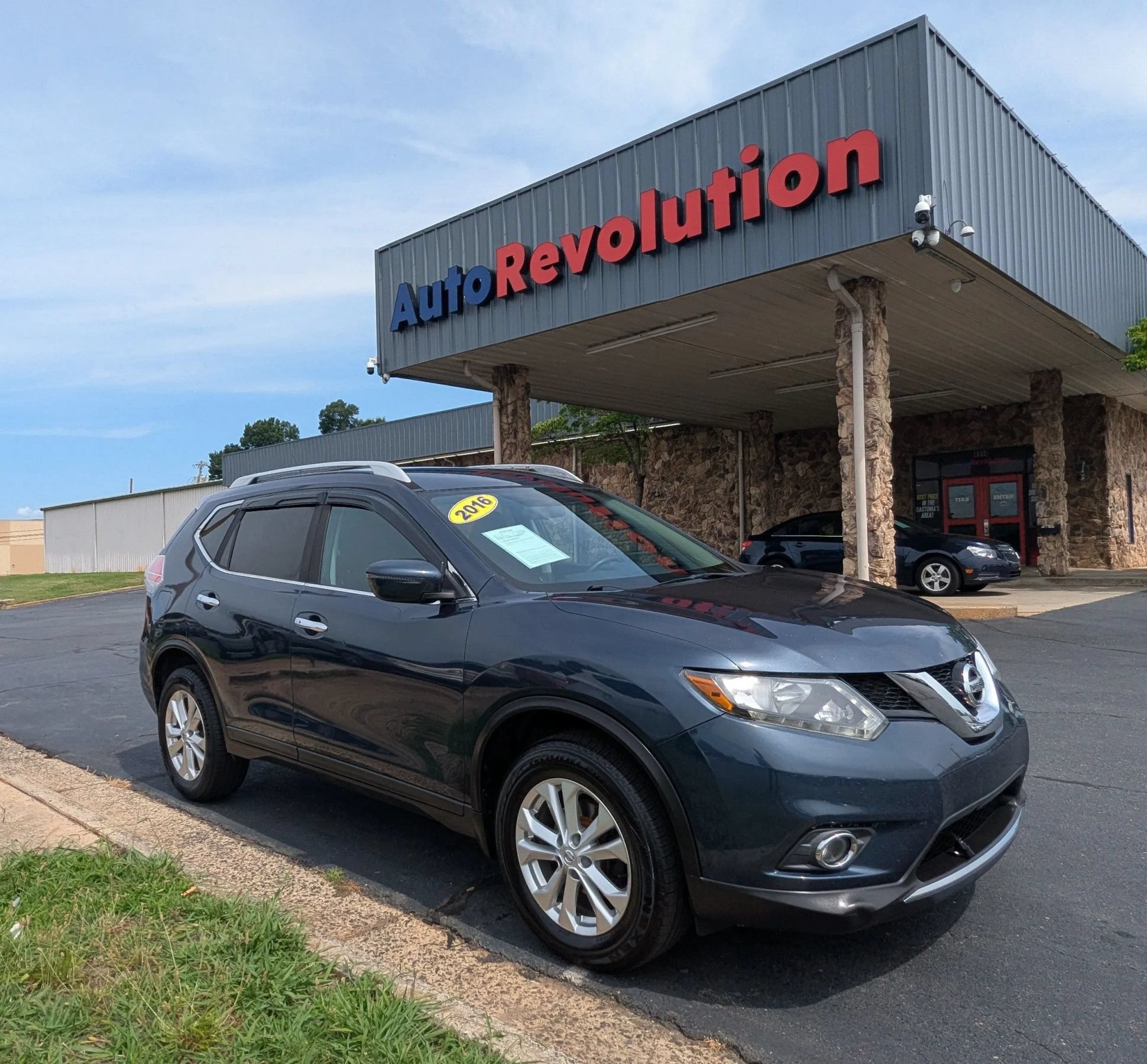 Used 2016 Nissan Rogue S