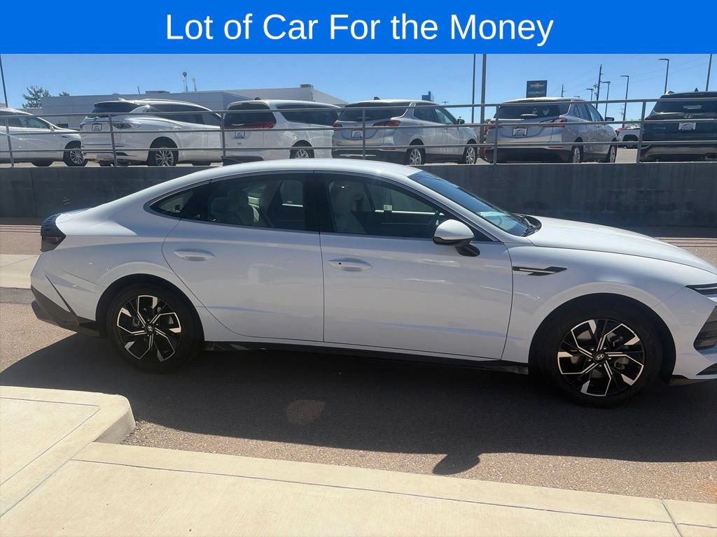 Used 2024 Hyundai Sonata SEL FWD image 4
